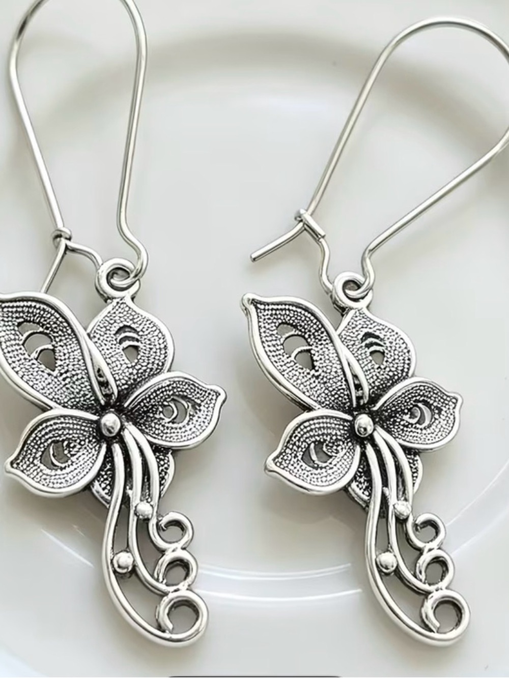 Silver Floral Drop Earrings - Silver Flower Design